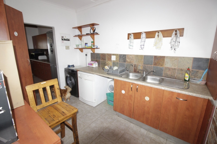 4 Bedroom Property for Sale in Noorsekloof Eastern Cape